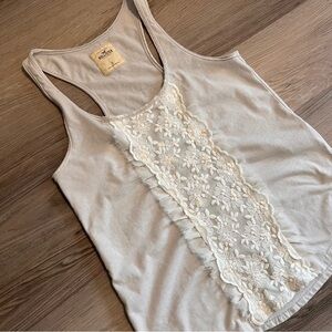 Hollister Women’s Light Grey and Cream Lace Tank Top